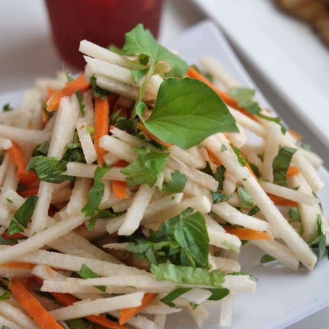 Jicama Salad with Chicken - GF.