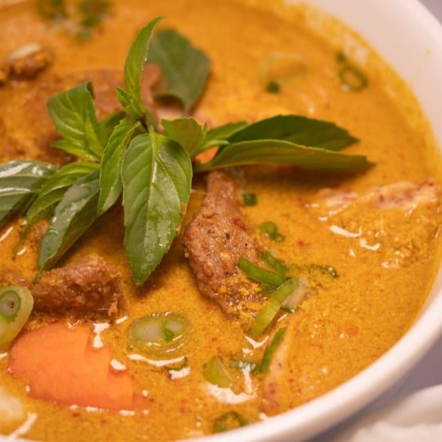 Curry Vegan Beef.